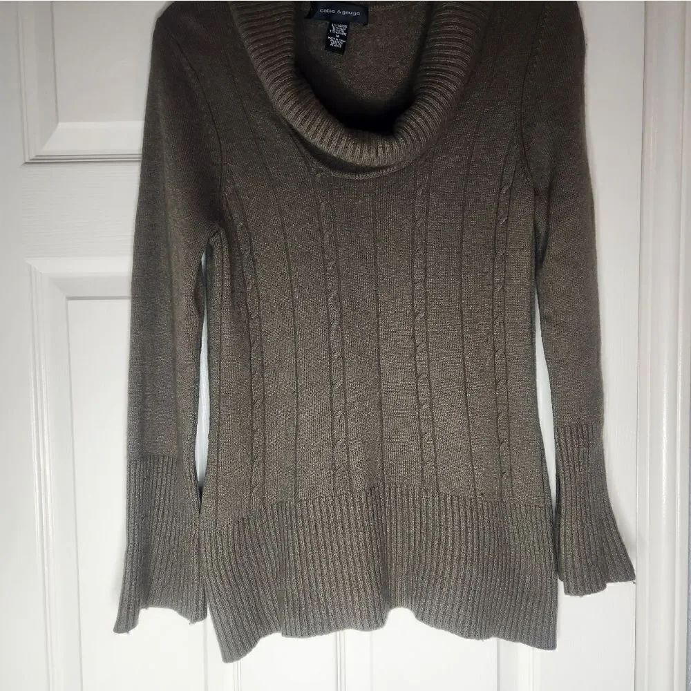 Cable & Gauge M Olive Wool Cashmere Blend Cable Knit Cowl Neck Women's Sweater